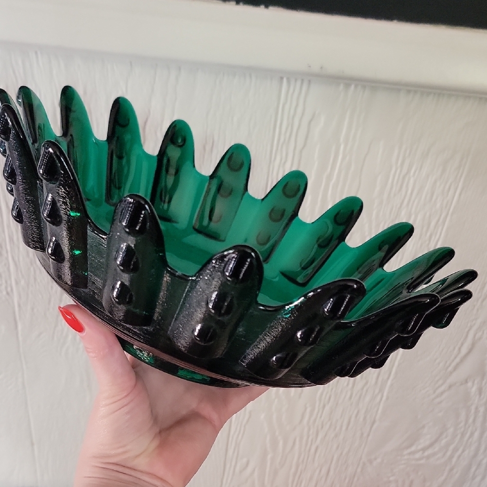 RARE MCM Swung Blenko Emerald Green Glass Bowl